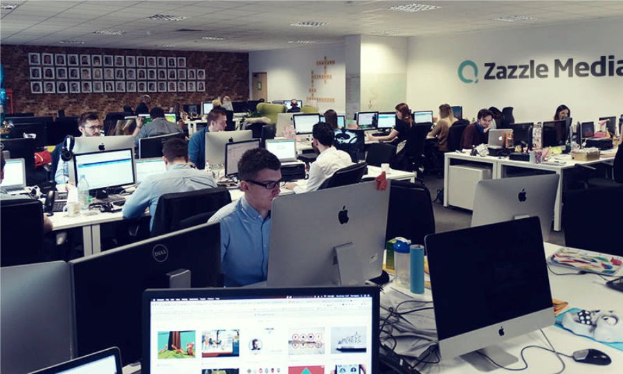 Офис агентства «Zazzle Media» британское маркетинговое агентство Zazzle Media